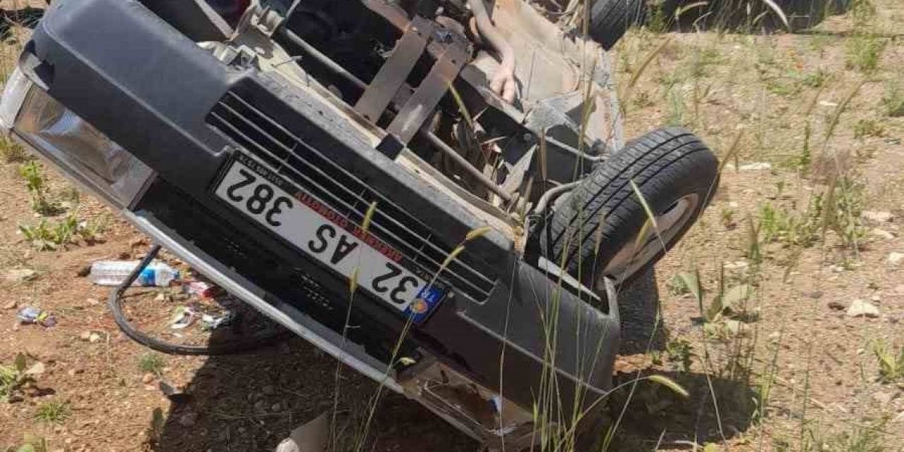 Isparta’da Otomobil Takla Attı: 2 Yaralı