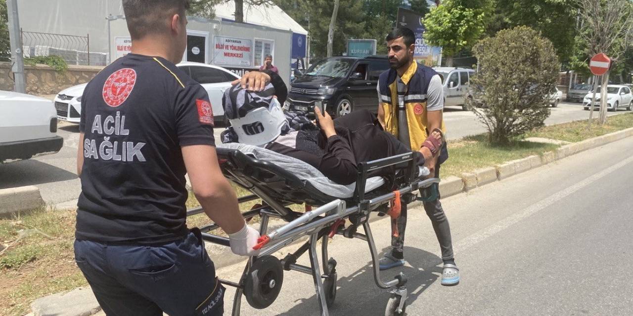 İki Otomobil Çarpıştı:1 Yaralı