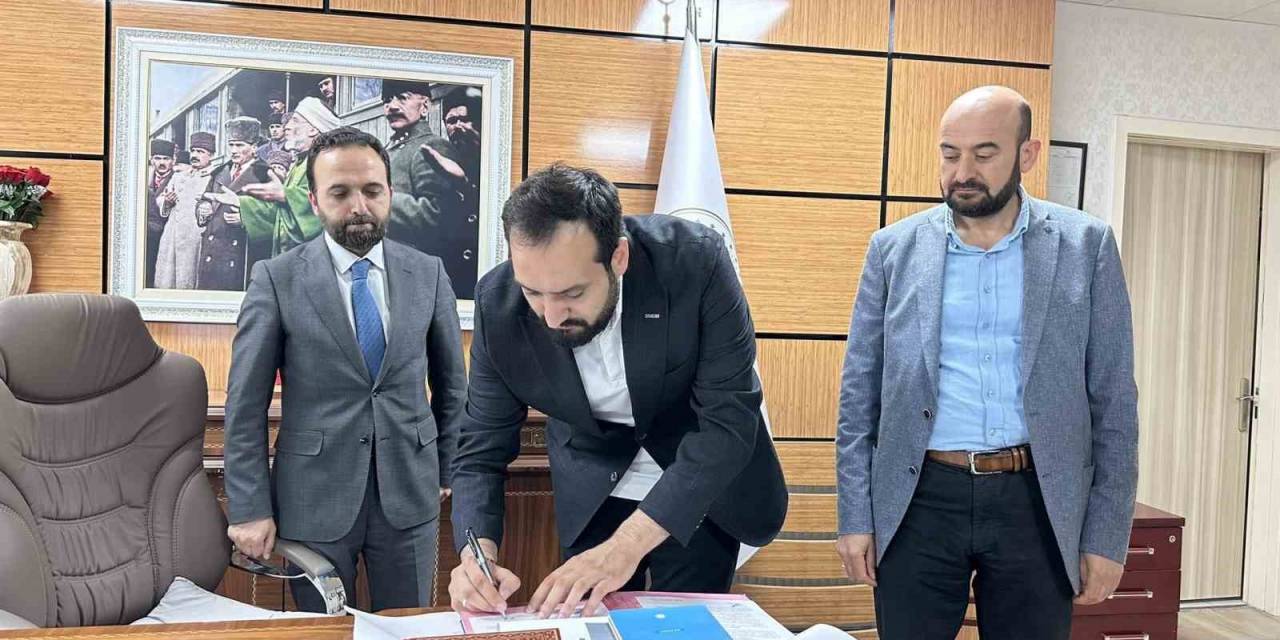 Müsiad, Cami Hamiliği Projesine Devam Kararı Aldı