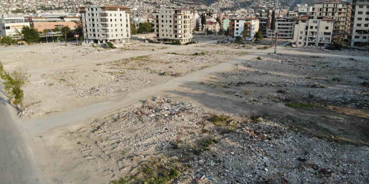 Enkaz Kent Hatay’da Yıkımın Boyutunu Uydu Görüntüleri Gözler Önüne Serdi