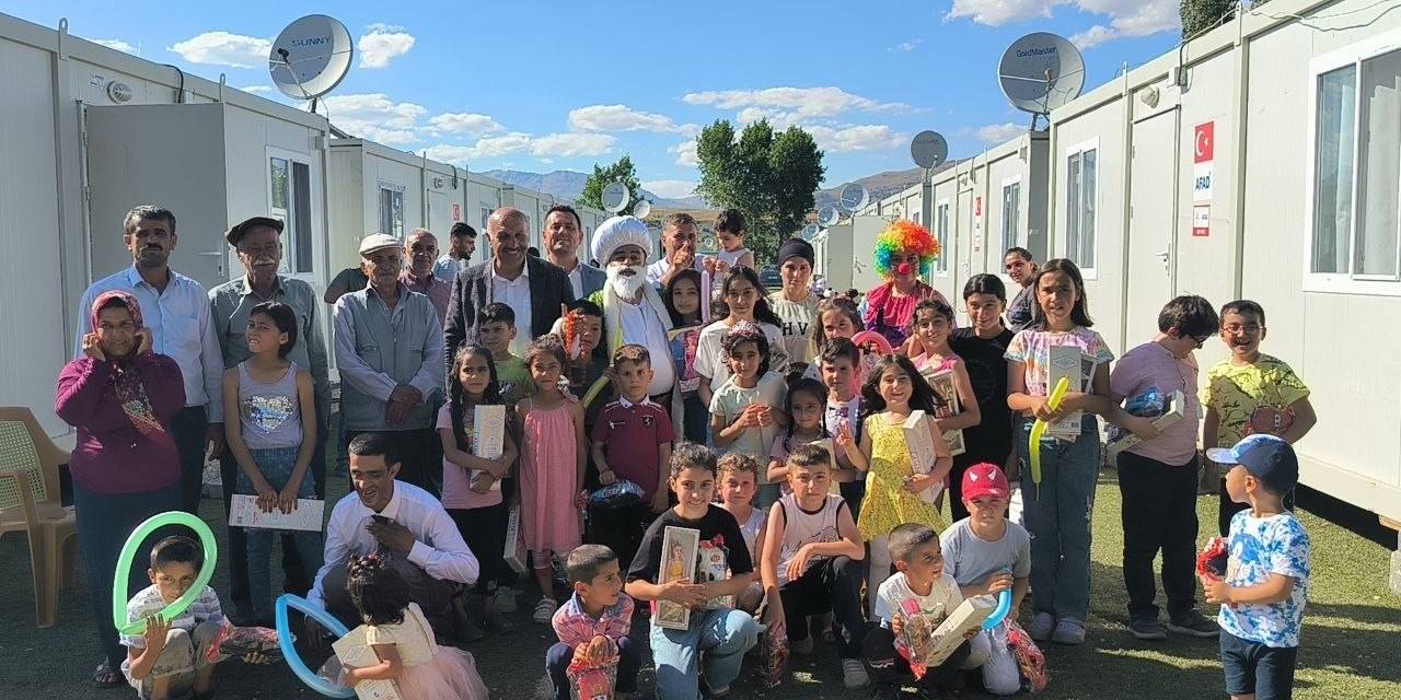 Depremzede Çocuklar Düzenlenen Etkinlikle Eğlendiler