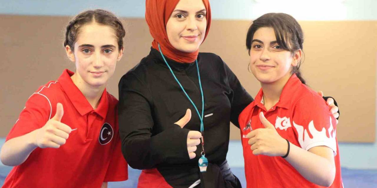 Güreşte Türkiye İkincisi Ve Üçüncüsü Olan Sporcular, Müsabakalara Canla Başla Hazırlanıyor