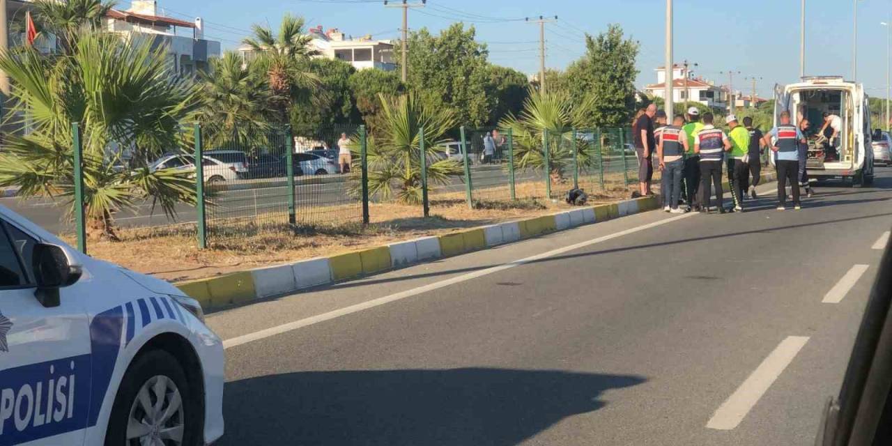 Otomobile Arkadan Çarpan Motosiklet Sürücüsü Yaralandı