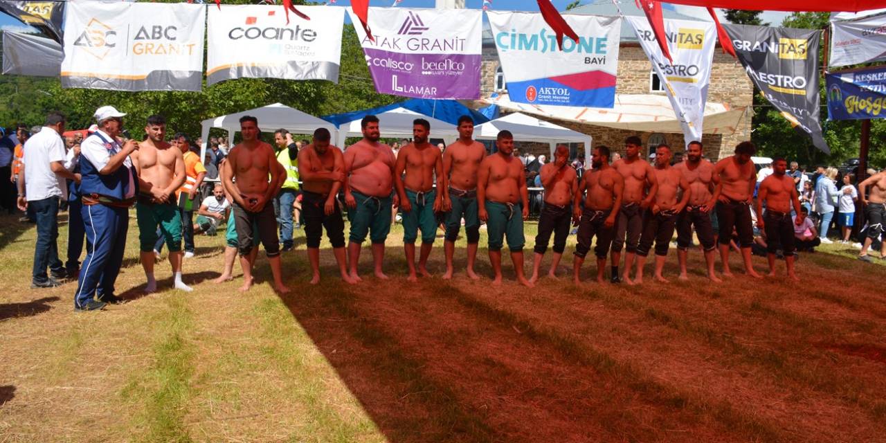 Sinop 15. Sazlı Akbaş Güreşlerinde Başpehlivan Fatih Deveci Oldu