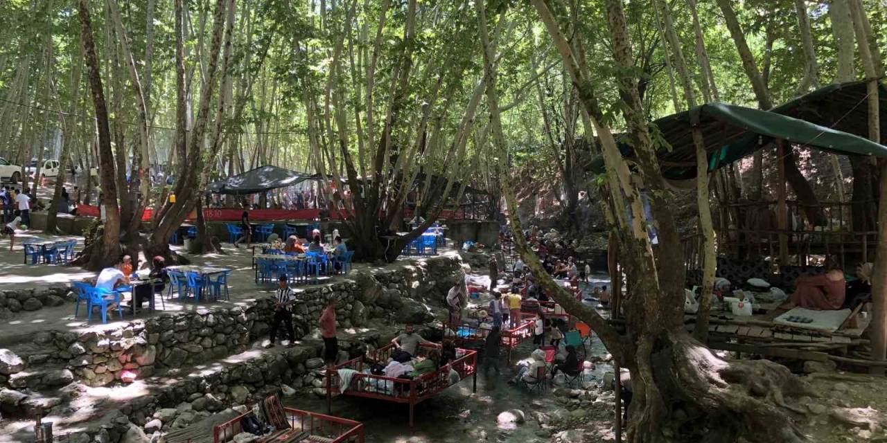 Batman’da Havalar Isındı, Vatandaşlar Piknik Alanına Koştu