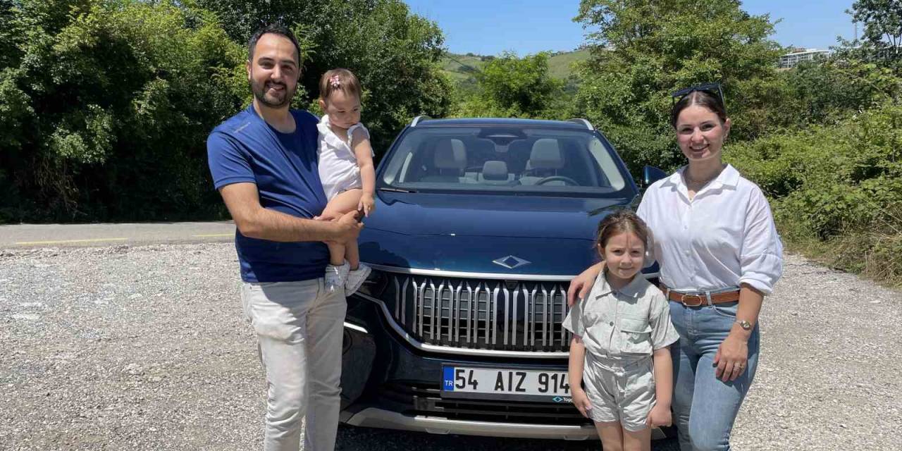 Uzun Süredir Beklediği Togg’a Kavuştu, Çifte Bayram Yaşadı