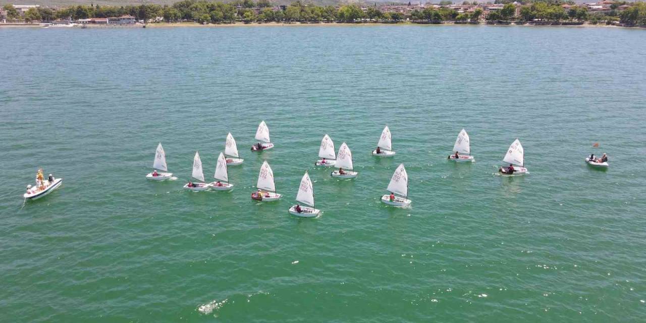 Denizcilik Ve Kabotaj Bayramı Yarışları İznik’te Başladı