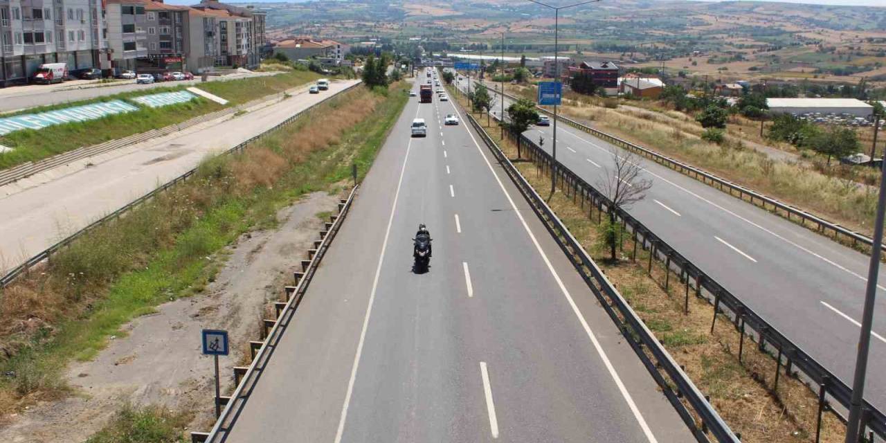 Tatilcilerin Geri Dönüşü Başladı: Tekirdağ-istanbul Yolunda Yoğunluk Yaşanıyor