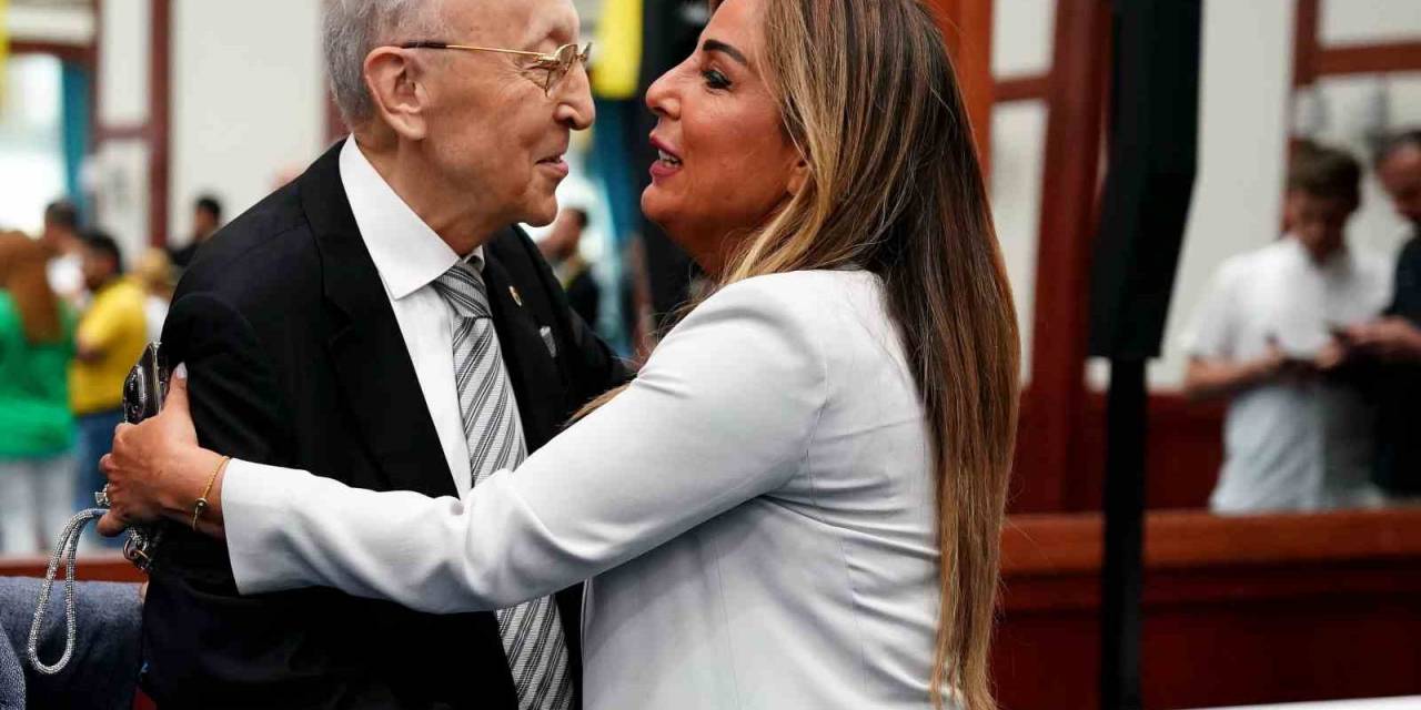 Fenerbahçe’de Bayramlaşma Töreni Yapıldı