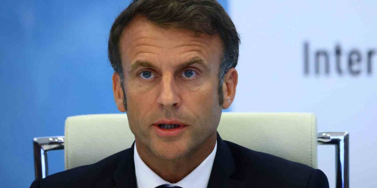 Macron Almanya Ziyaretini Erteledi