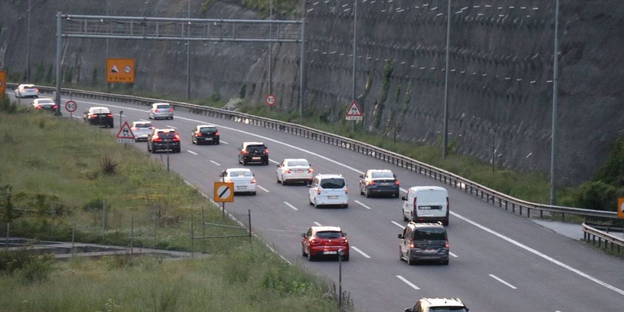 Bolu Geçişinde Akıcı Trafik Devam Ediyor