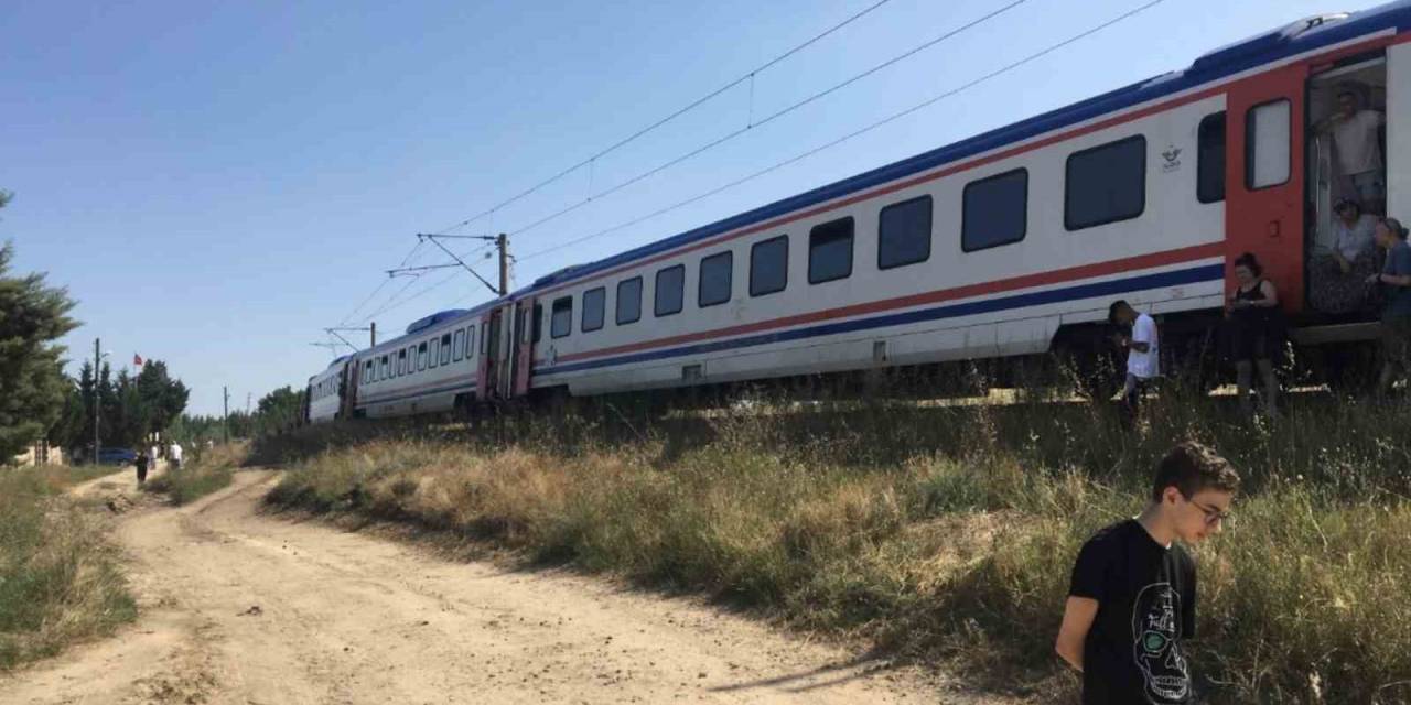 Lüleburgaz’da Yolcu Treni Arıza Yaptı