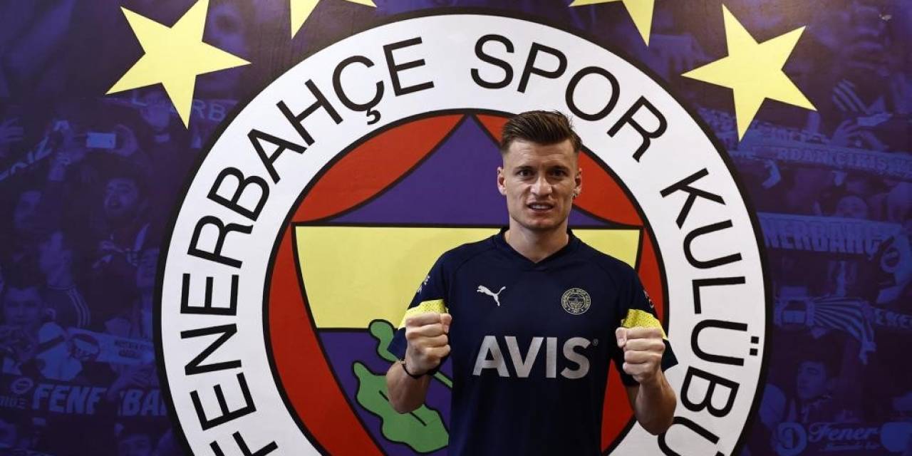 Ezgjan Alioski, Fenerbahçe’ye Veda Etti