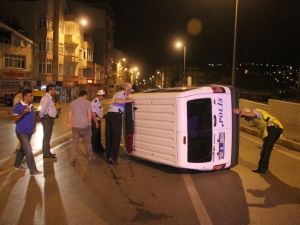 Sinop’ta Polis Otosu Devrildi: 1 Polis Yaralı