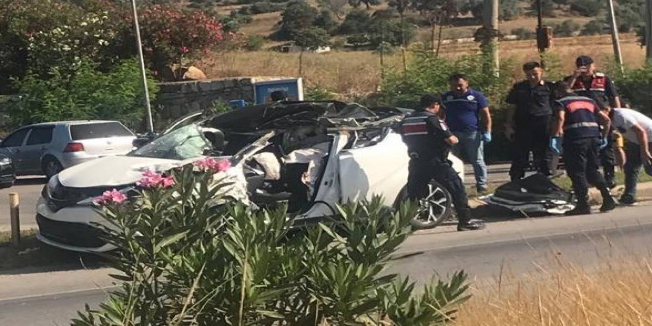 Kamyona Çarpan Otomobil Sürücüsü Hayatını Kaybetti