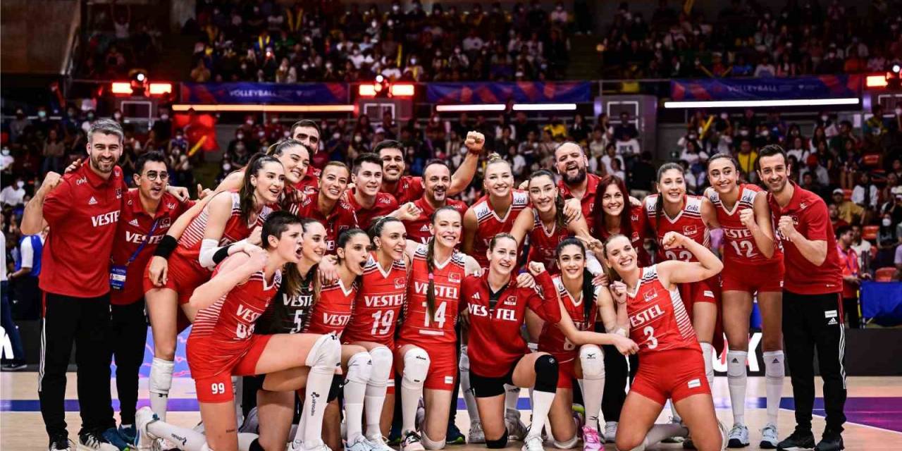 A Milli Kadın Voleybol Takımı Milletler Ligi’nde Çeyrek Finalde