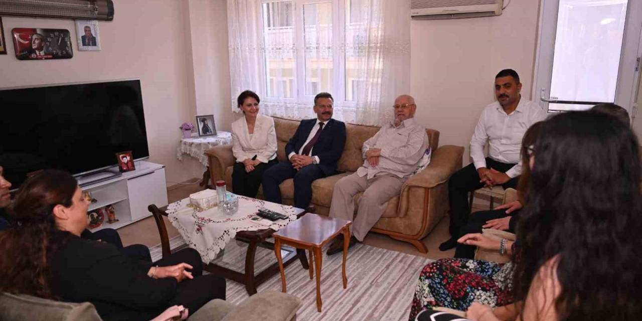 Vali Aksoy, Bayramda Şehit Ve Gazileri Unutmadı