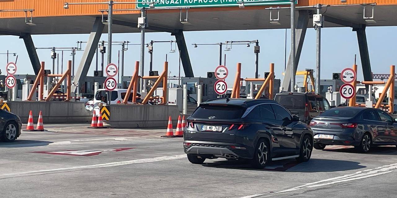 Osman Gazi Köprüsü’nde Bayram Tatili Dönüş Yoğunluğu