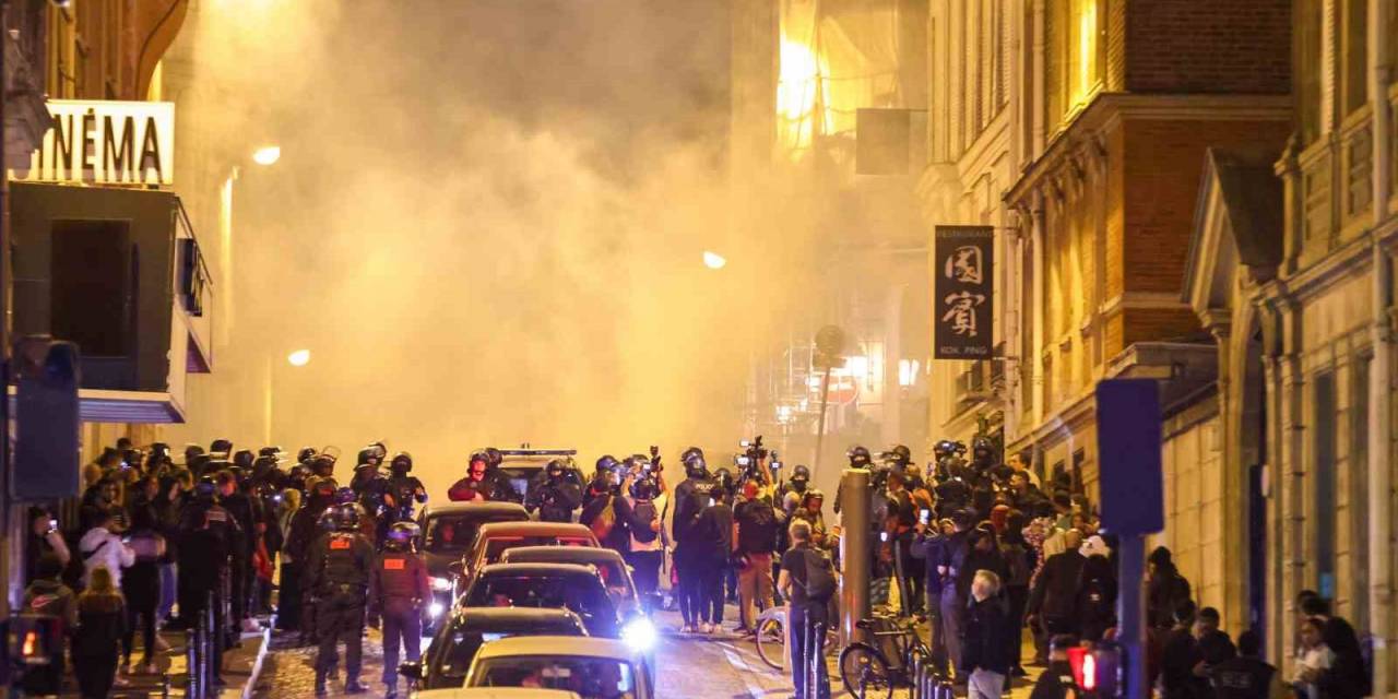 Fransa’da Polis Kurşunuyla Ölen Nahel’in Büyükannesinden Sükunet Çağrısı