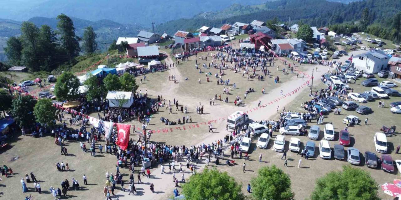 Sakarya’nın En Yüksek Noktasında Asırlık Şenlik