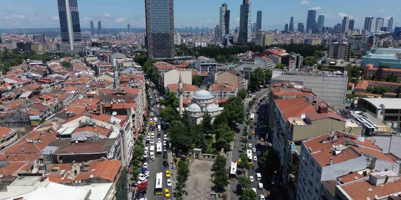 Türkiye’nin İlk Ölümlü Trafik Kazası Bu Caddede Meydana Geldi
