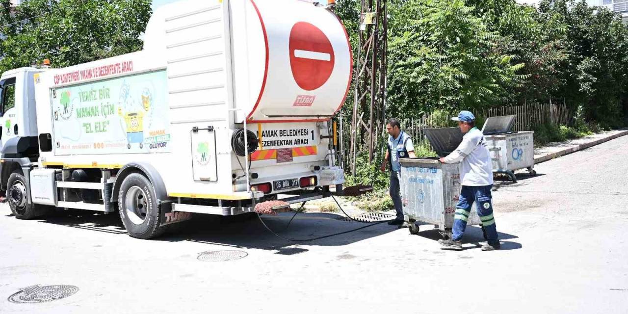 Mamak’ta Çöp Konteynerleri Temizleniyor