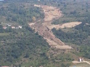 Valilikten Heyelanzedeler İçin Yardım Kampanyası