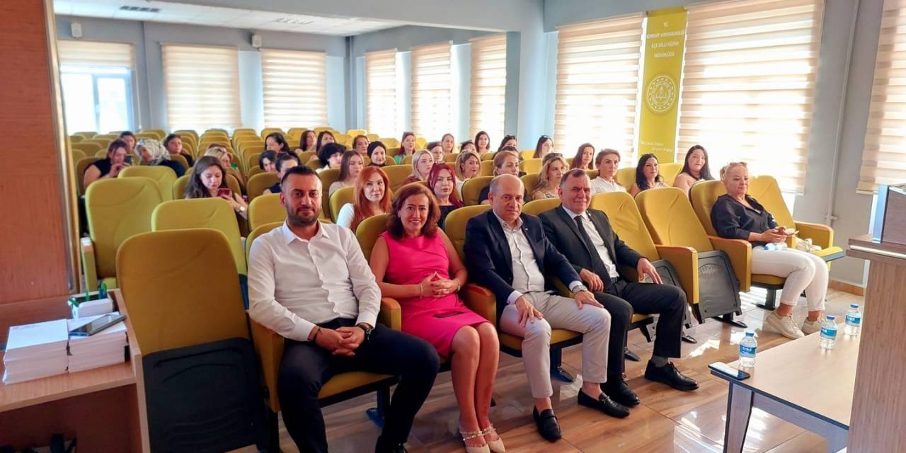 Eto Akademi Cilt Bakımı Ve Güzellik Semineri Düzenledi