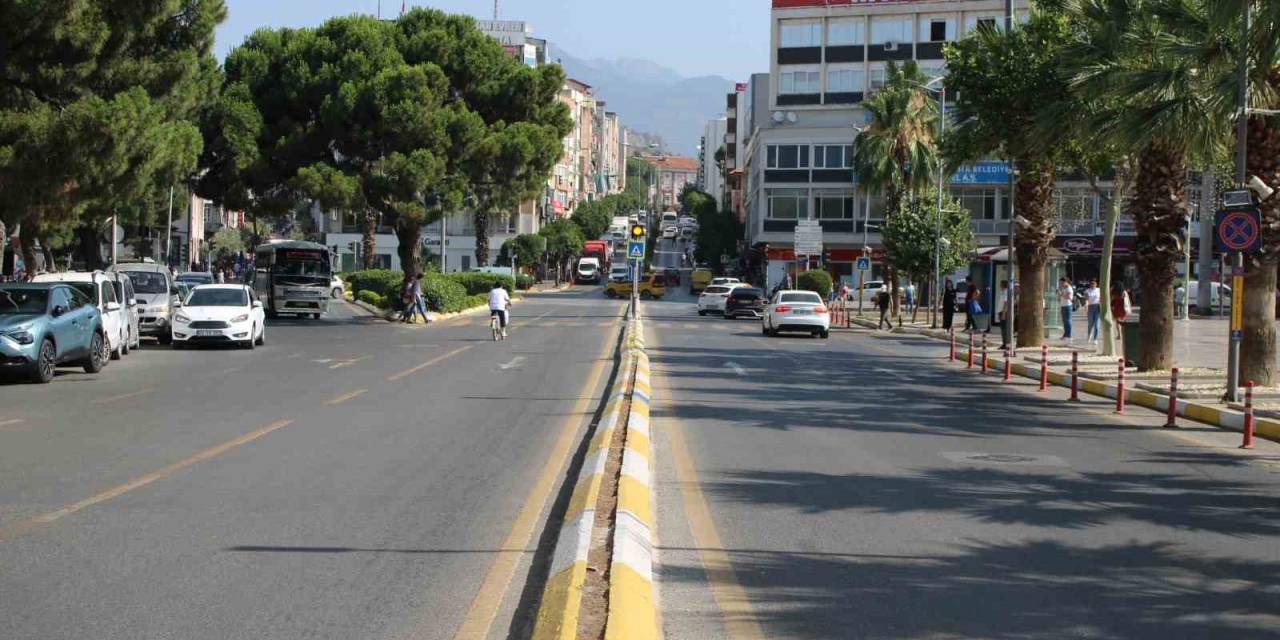 Efeler’de ’yaz Manzarası’ Değişmedi