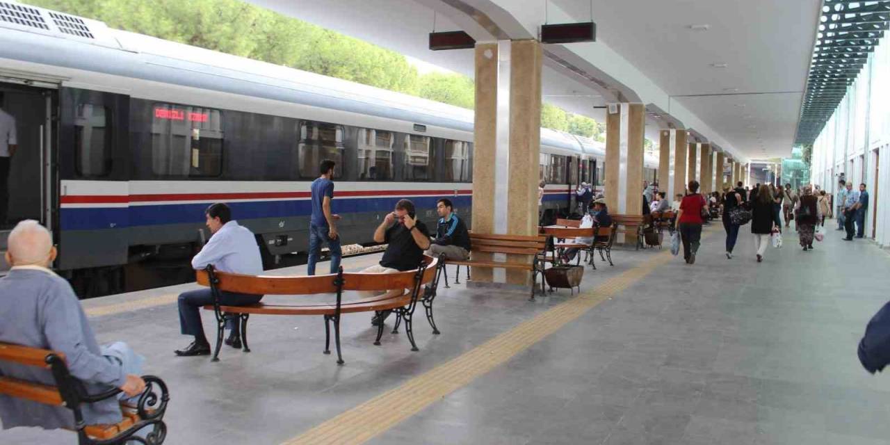 Aydın’da Tren Ücretleri Zamlandı