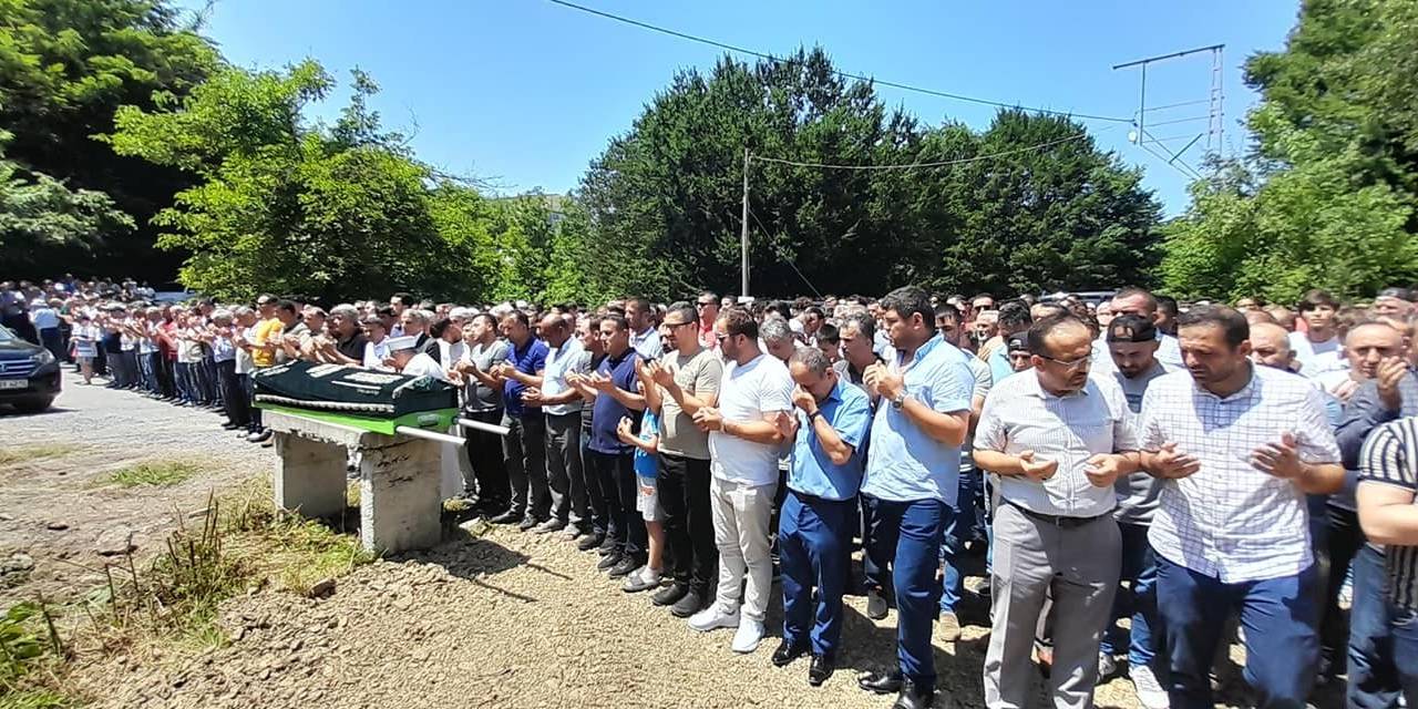 Zonguldak’ta Denizde Boğulan Tır Şoförü Toprağa Verildi