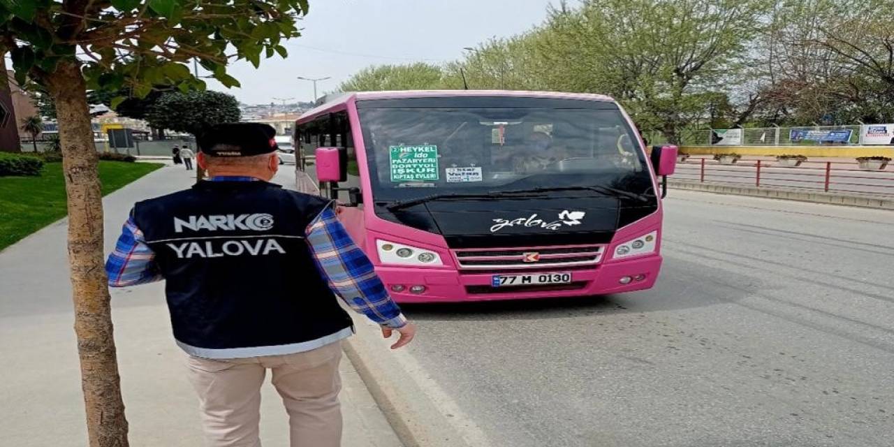 Yalova Polisi “türkiye Hep Birlikte Uyuşturucuya Hayır Diyor” Sloganı İle Sahada