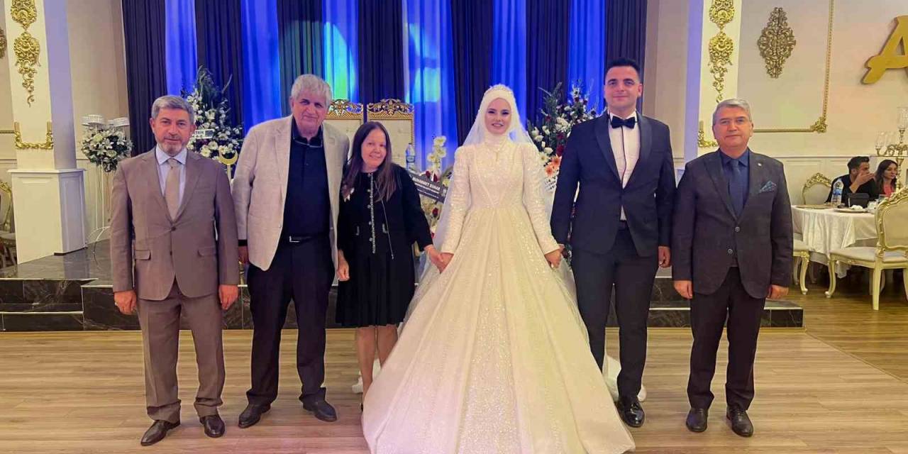 Babur Ailesinin Mutlu Günü