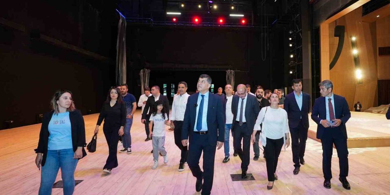 Stk Temsilcileri D.t. Şehitkamil Sahnesi’ni İnceledi