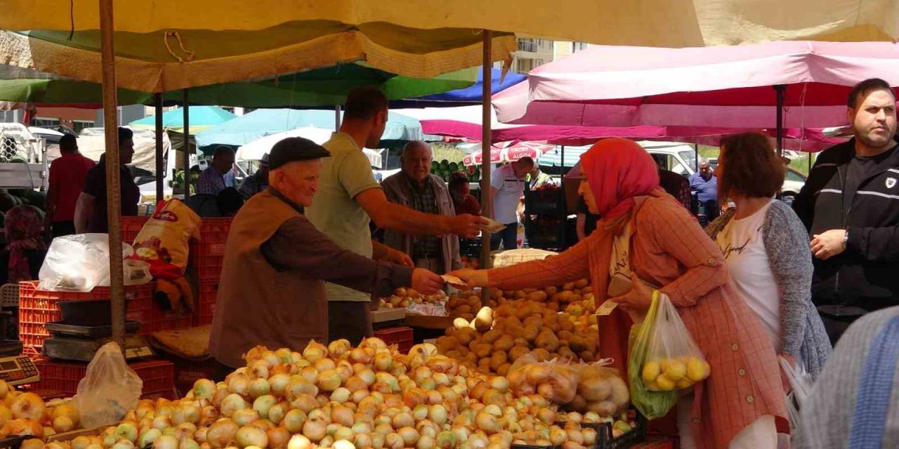 Yağış Ve Sel Baskınları Pazar Fiyatlarını Etkiledi