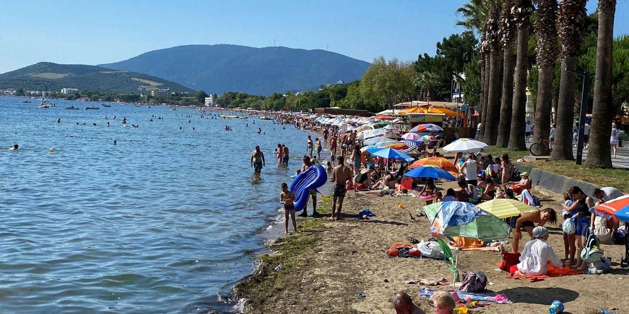 Erdek’te Turizm Patlaması, Binlerce Tatilci Akın Etti