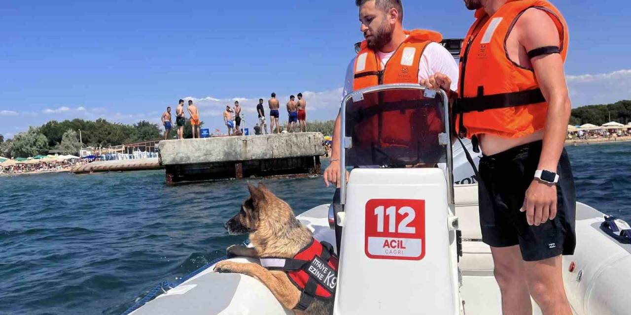 Ezine’de Boğulma Vakalarına Karşı K9 Köpeği Leydi Ve Dalgıçlar İş Başında