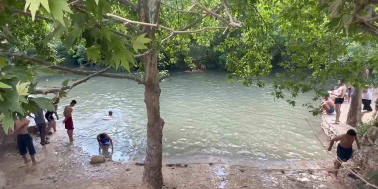 Mardin’de Bahar Ayında Taşkın Sonrası 40 Ton Alabalık Beyazsu’da Diğer Türlerle Karıştı