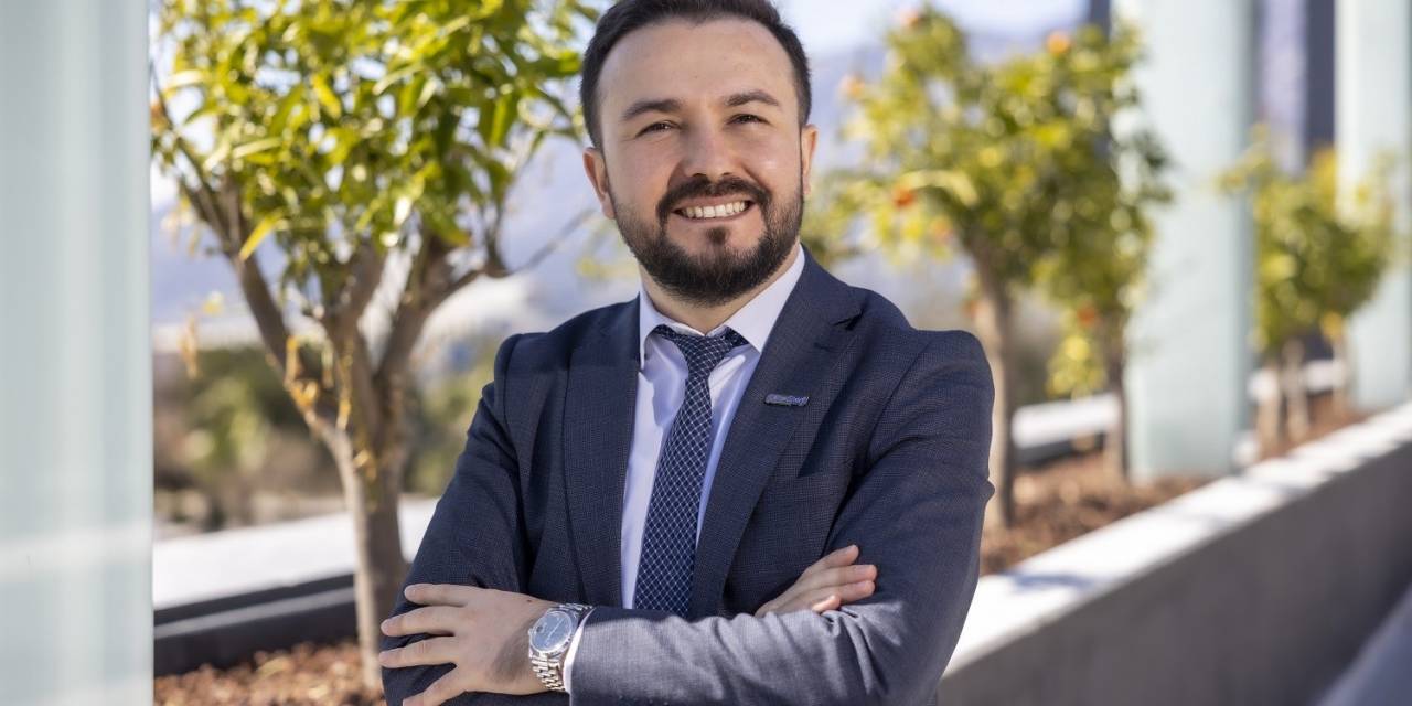 Güneşle Buluşan Çatılar Karbon Salınımının Önüne Geçiyor