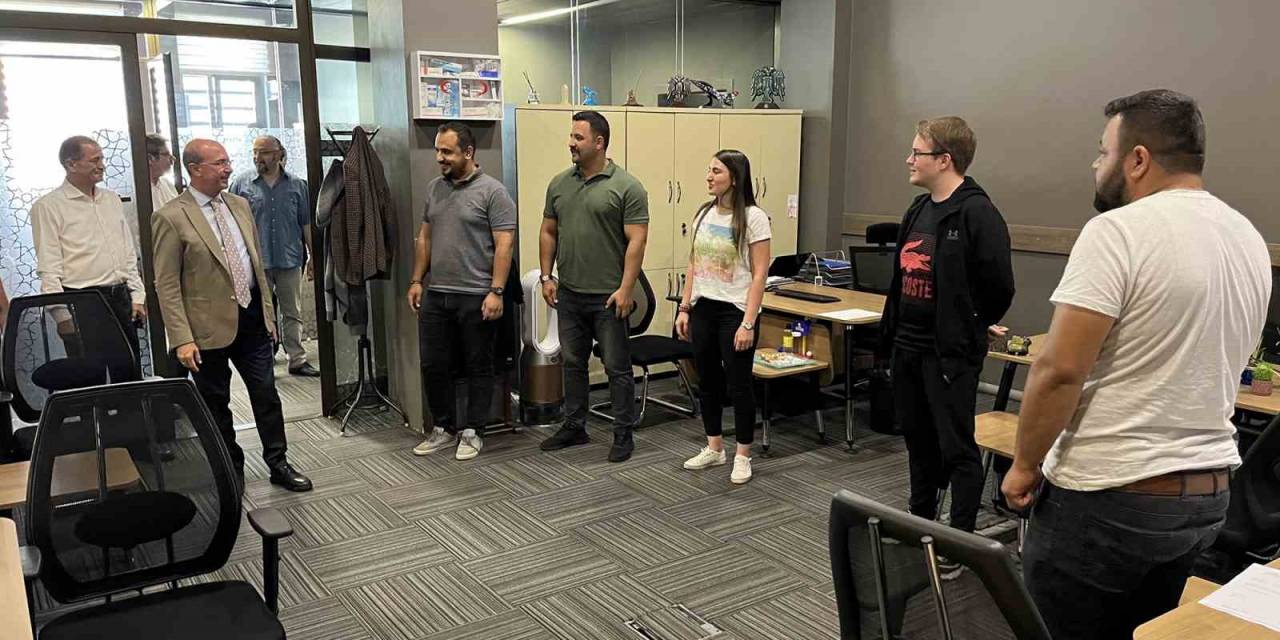 Başkan Pekyatırmacı’dan Belediye Personeline Ziyaret