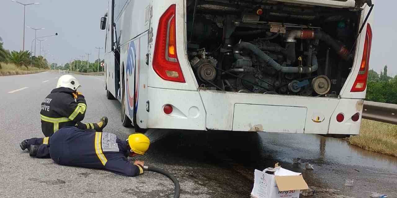 Otobüste Çıkan Yangın Büyümeden Söndürüldü
