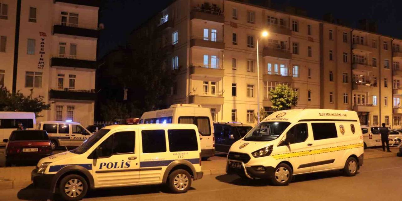 Komşuların Gürültü Kavgasında Kan Aktı: 2 Yaralı