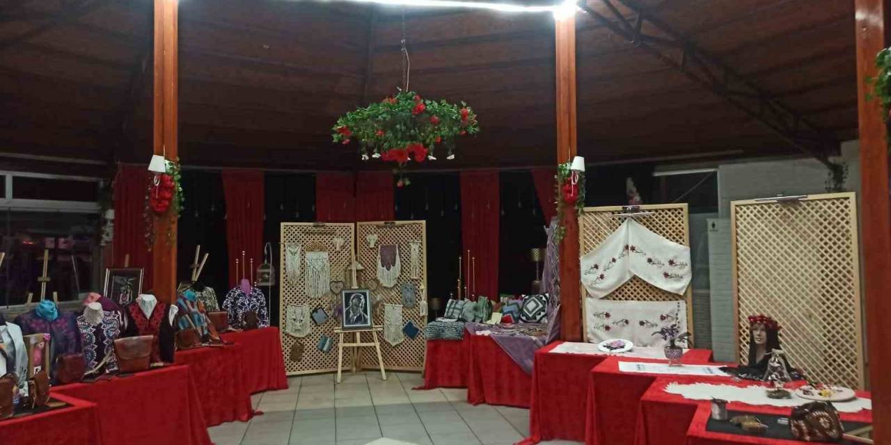 Bozüyük’te Bayanlar El Emeklerini Sergiledi