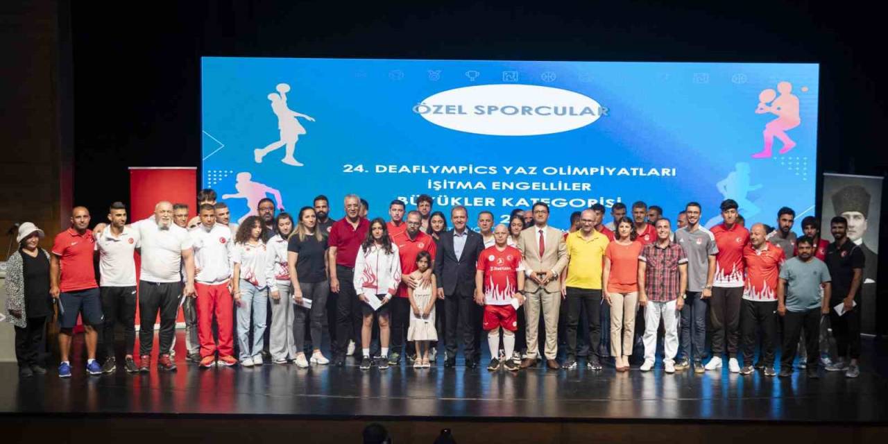 Mersin Büyküşehir Belediyesinden Başarılı Sporcu Ve Antrenörlere 2 Milyon 616 Bin Lira Ödül