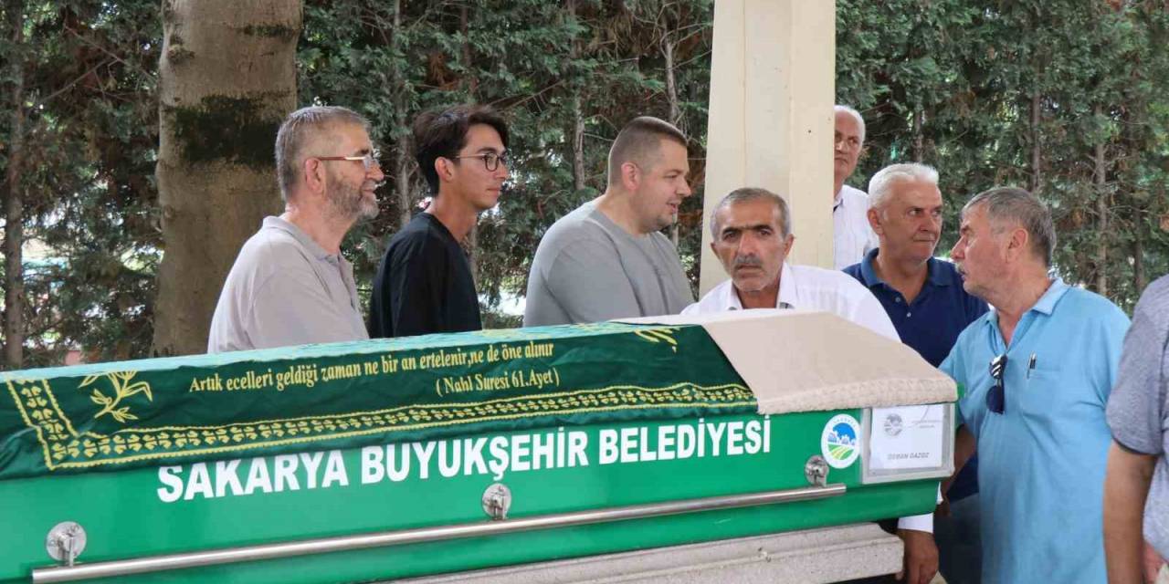 Milli Okçu Mete Gazoz’un Dedesi Son Yolculuğuna Uğurlandı