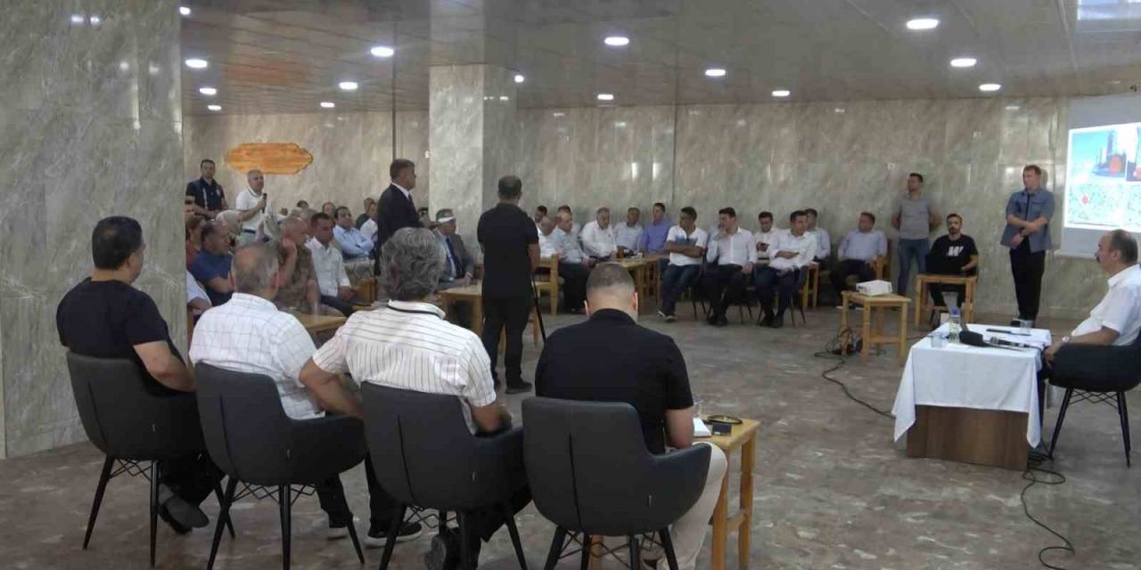 Batman Valisi Mahalle Buluşmalarıyla Vatandaşlarla Bir Araya Geldi