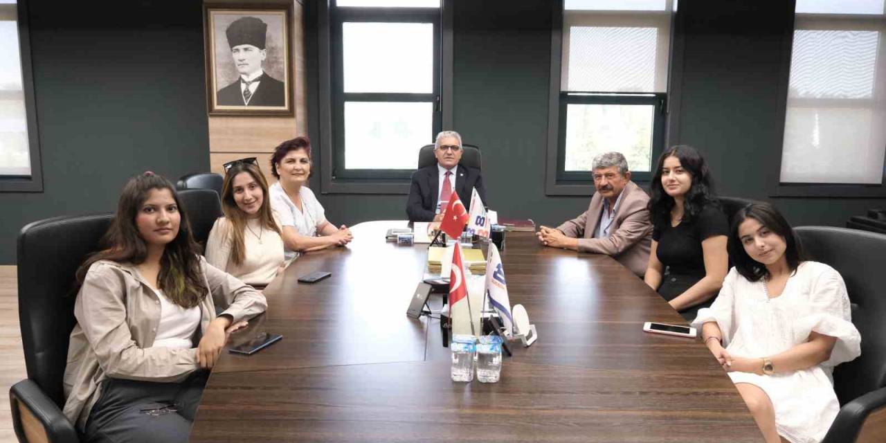 Yurt Dışından Gelen Çevreci Aktivistlerden Eskişehir Osb’ye Ziyaret