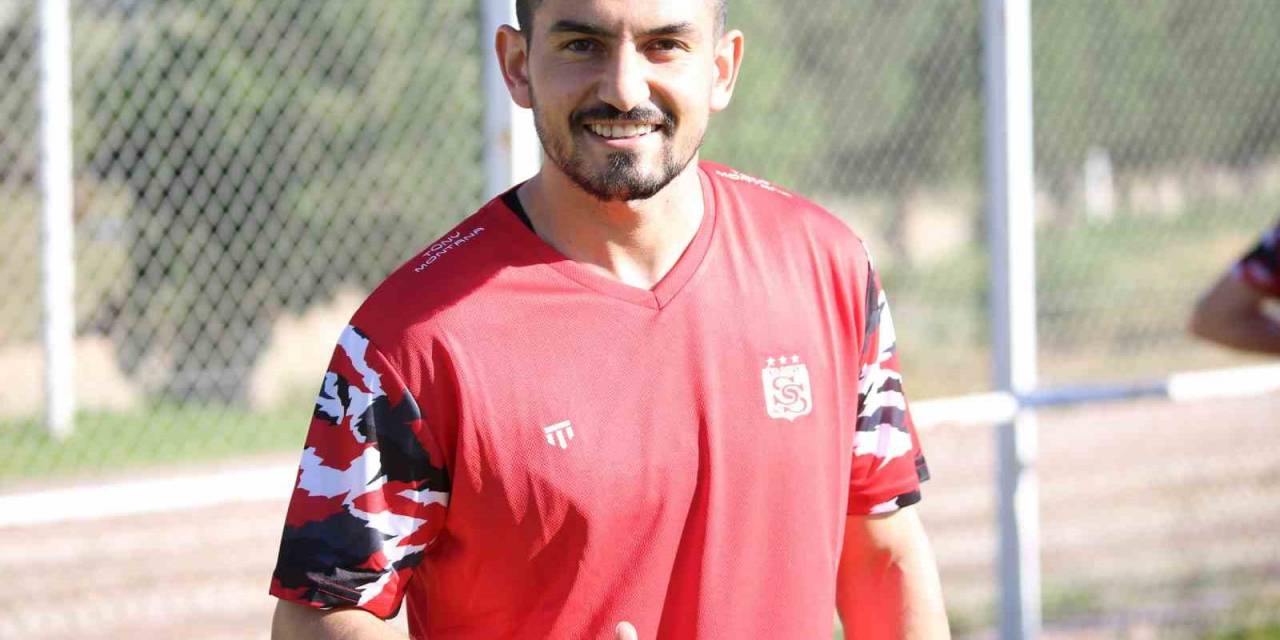 Sivasspor’da Emrah Başsan İlk İdmanına Çıktı
