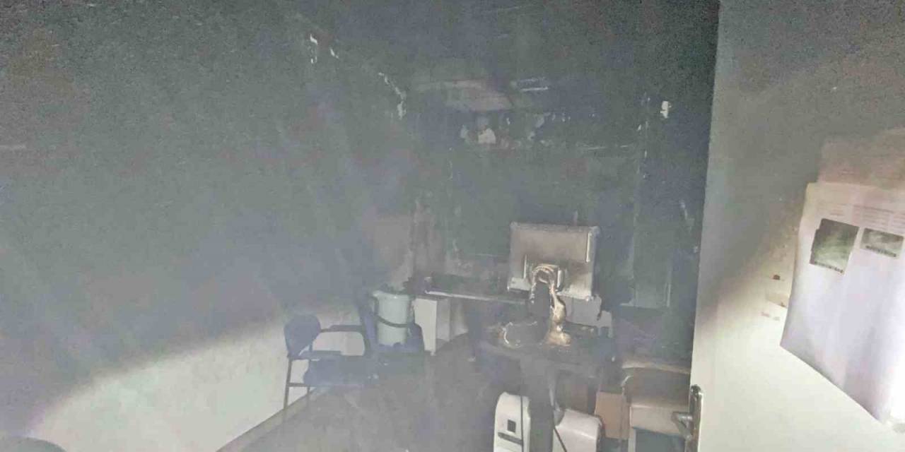 Adü Hastanesi’nde Yangın Paniği