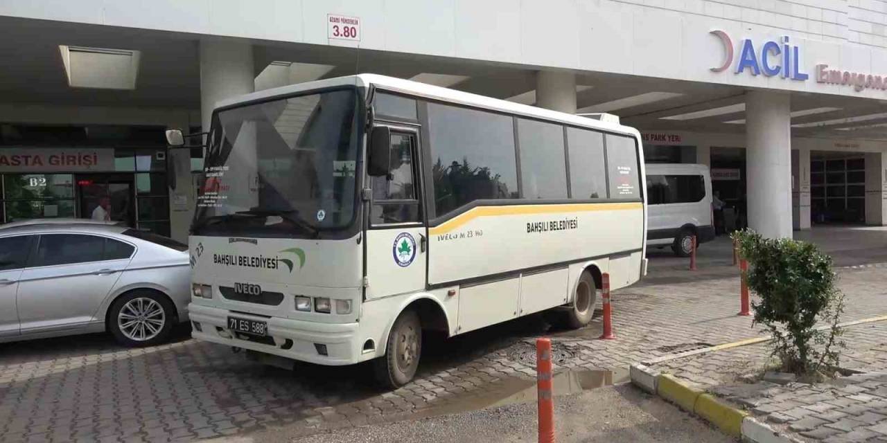 Bu İlçede Hastanelere Ulaşım Ücretsiz: Vatandaşlar Servis Bedelinden Kurtuldu